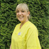 33_Hamida_Pflegende_Bienen_Team 33_Hamida_Pflegende_Bienen_Team